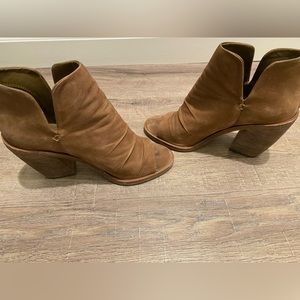 Western style peep toe ankle boot